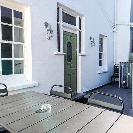 Marine Cottage - Parking - By Brighton Holiday Lets Exterior foto